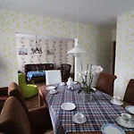 Rossbach, 95061 Daire Rhauderfehn