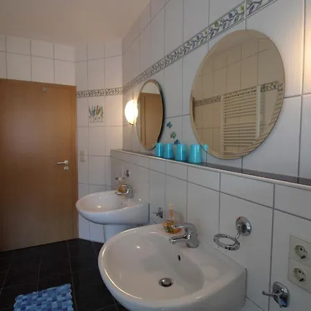 Rossbach, 95061 * Rhauderfehn